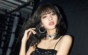 Lisa Black Pink bị tung clip chịch nhau